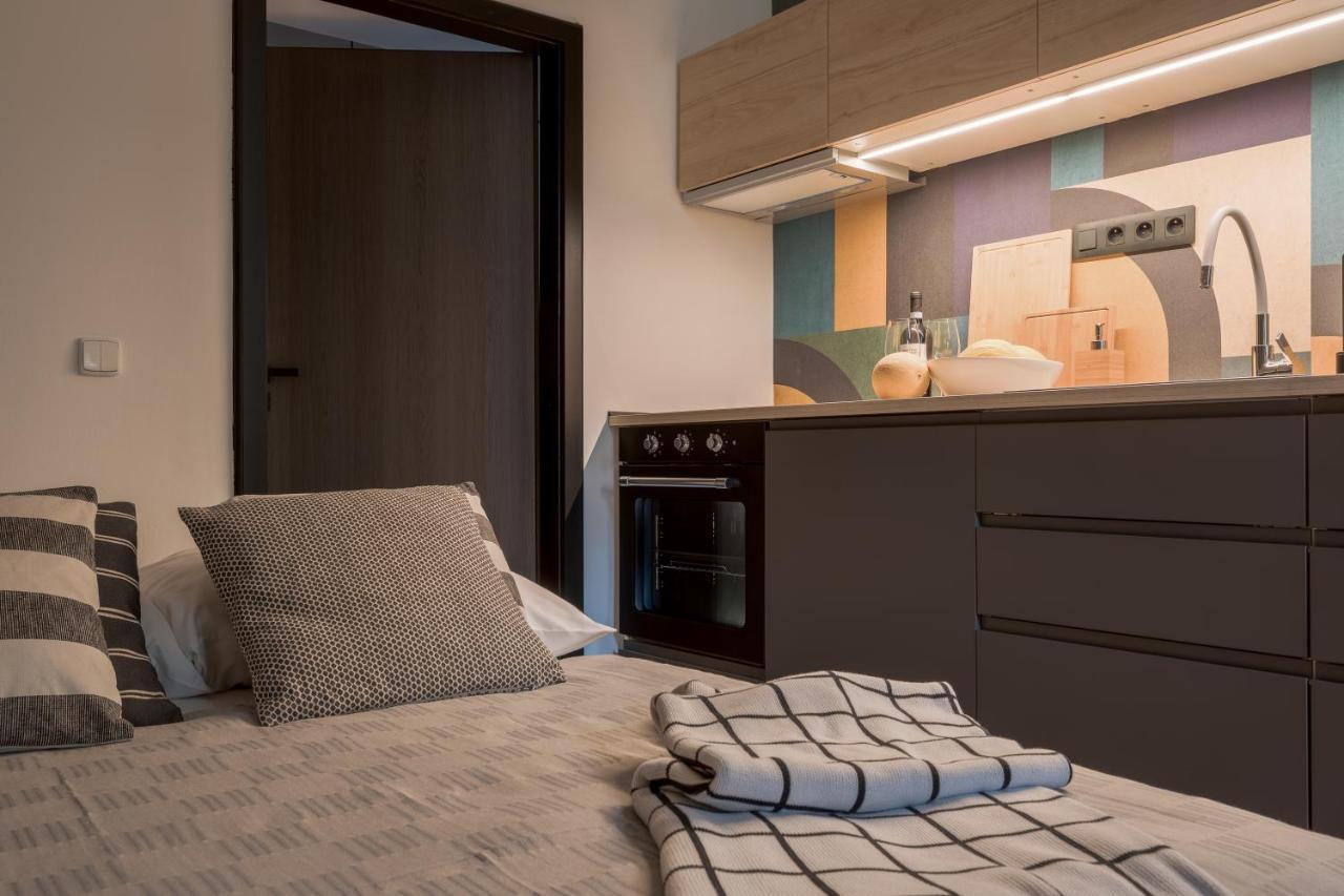 Apartmán Luxusni Apartman U Centra Prahy Praha Exteriér fotografie